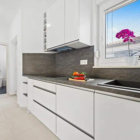 Apartment Barbariga Mednjan